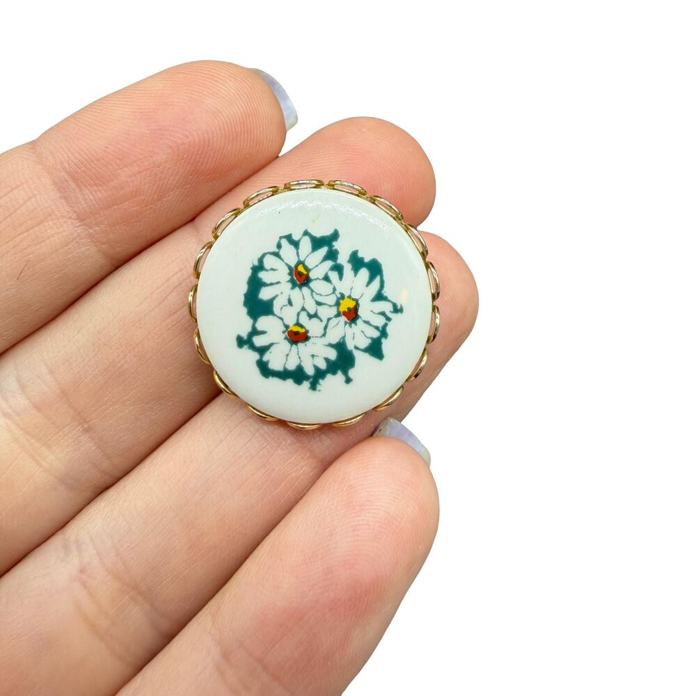 Vintage Jewelry Tiny Flower Brooch Porcelain Painted Flower  Pin